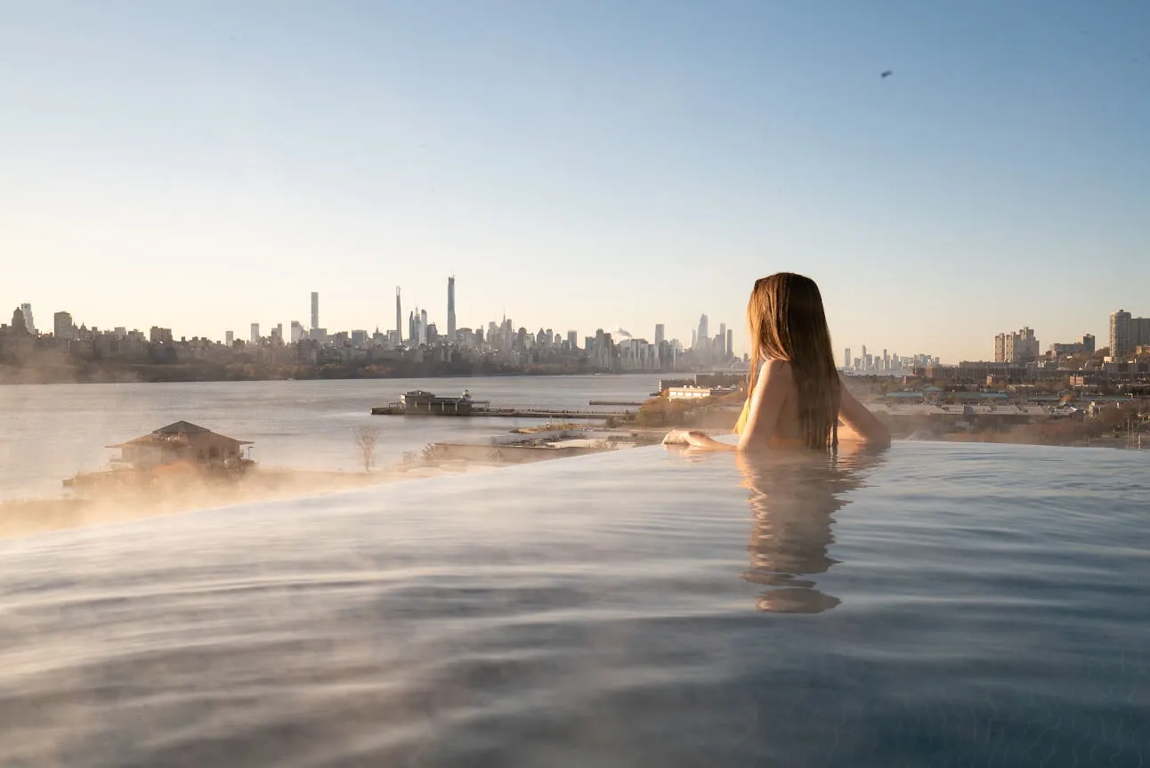 Rooftop infinity pool with city view